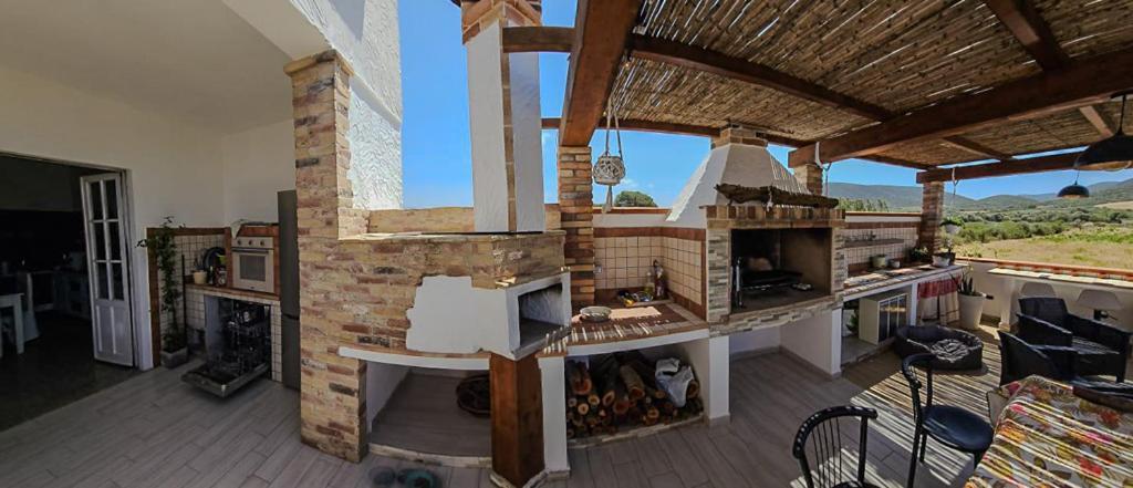 Bed and Breakfast Mari & Monti Giba Exterior foto
